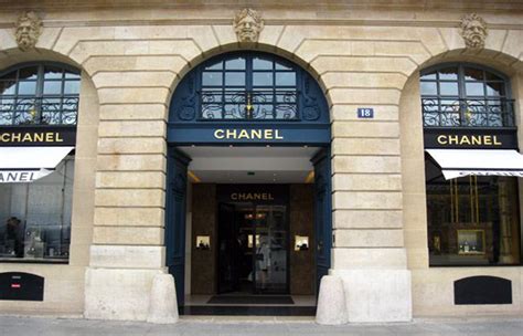 how many employees does chanel have|chanel head office.